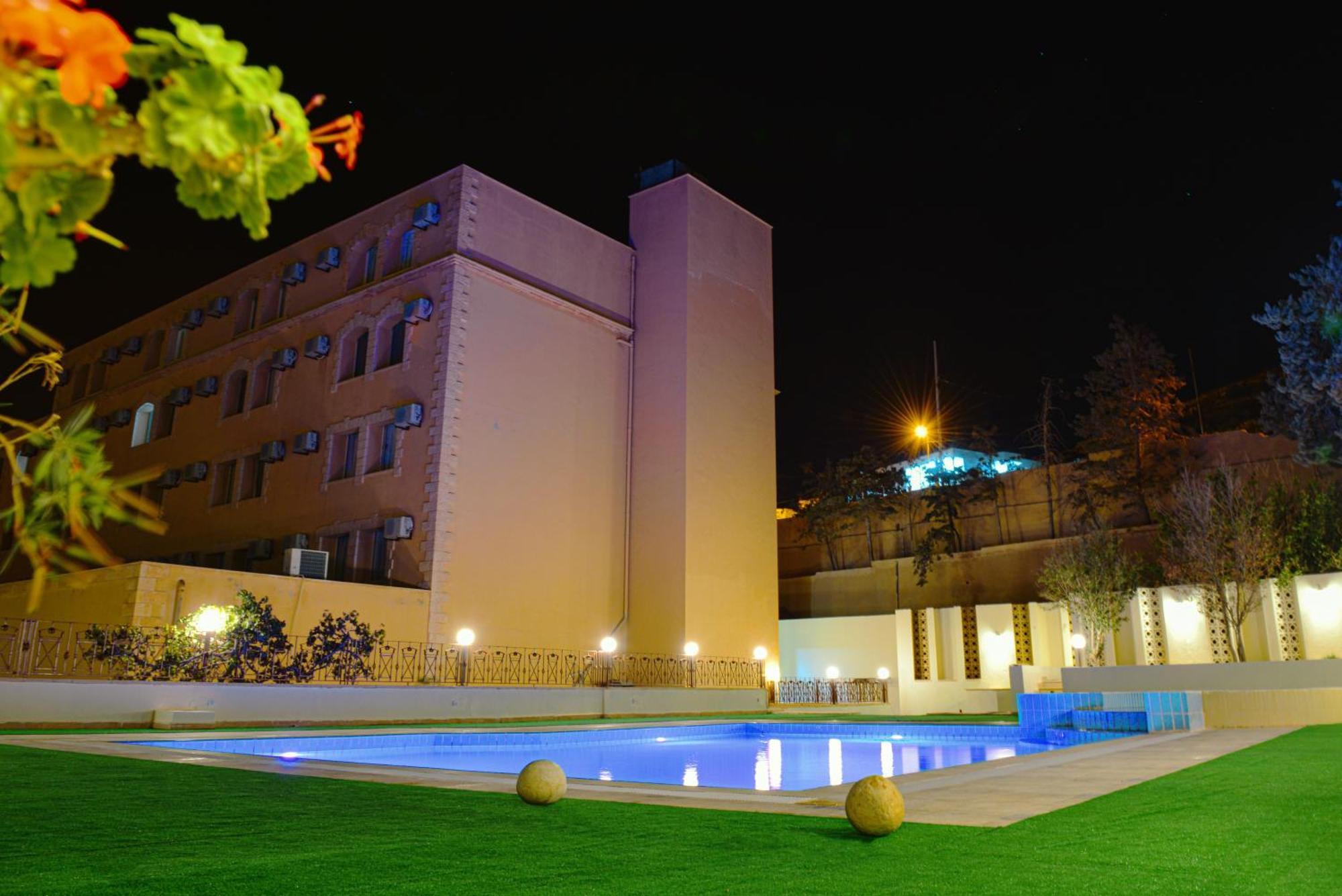 וואדי מוסא Petra Castle Hotel מראה חיצוני תמונה
