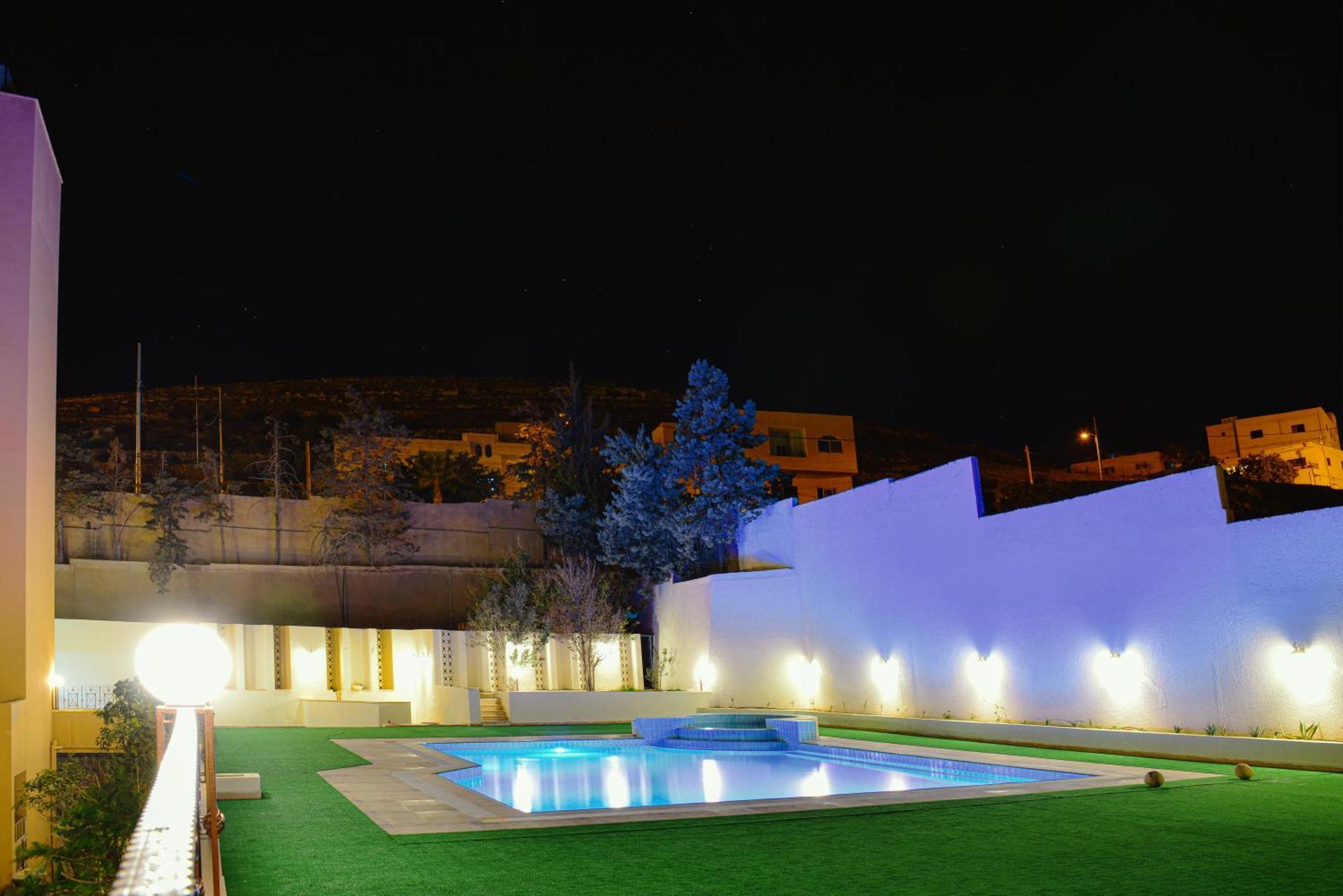 וואדי מוסא Petra Castle Hotel מראה חיצוני תמונה